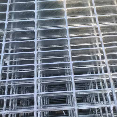 Manufacturer Customize Various Style Hot Dipped Galvanized Steel Grating Walkway