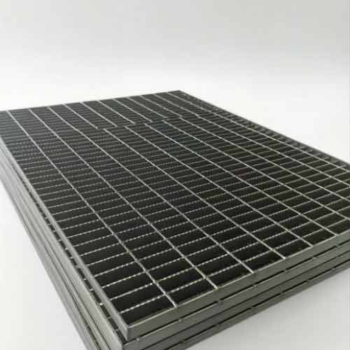 Maintaining Galvanized Steel Grating: Tips to Extend Service Life